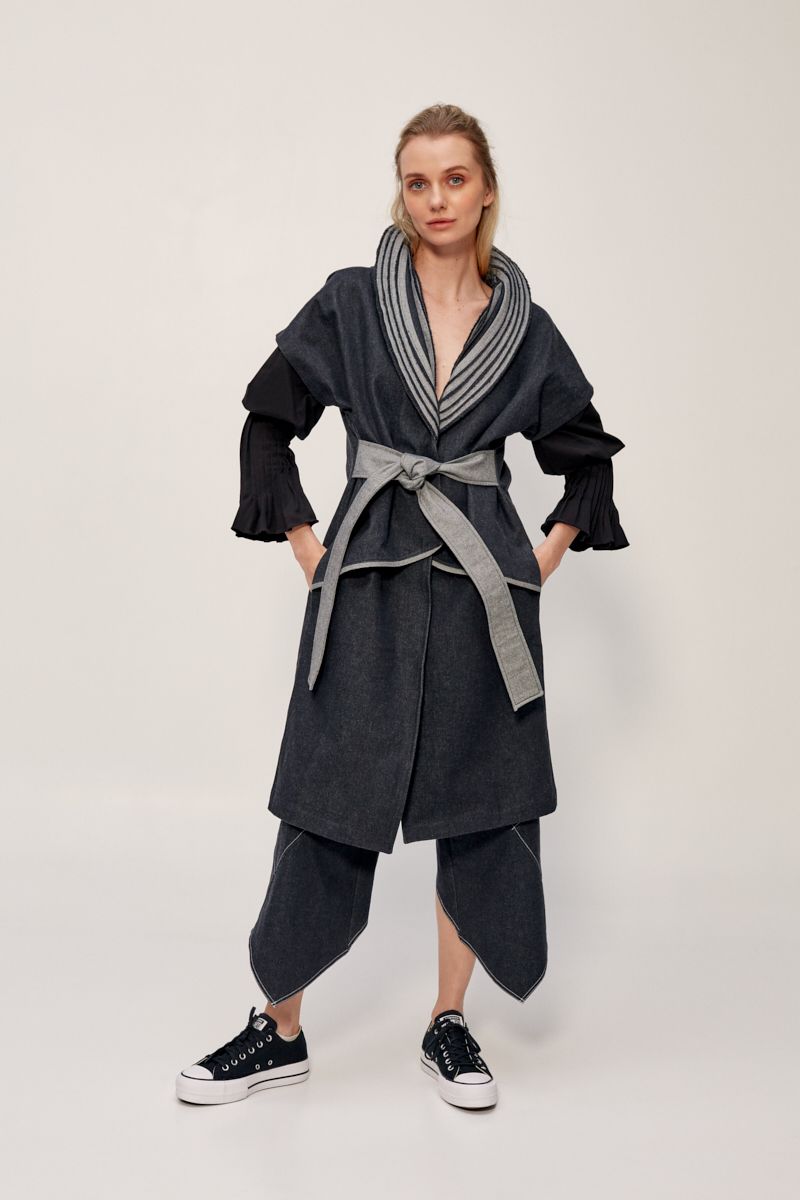 ABRIGO WRAP LARGO CON MANGAS DENIM NEGRO