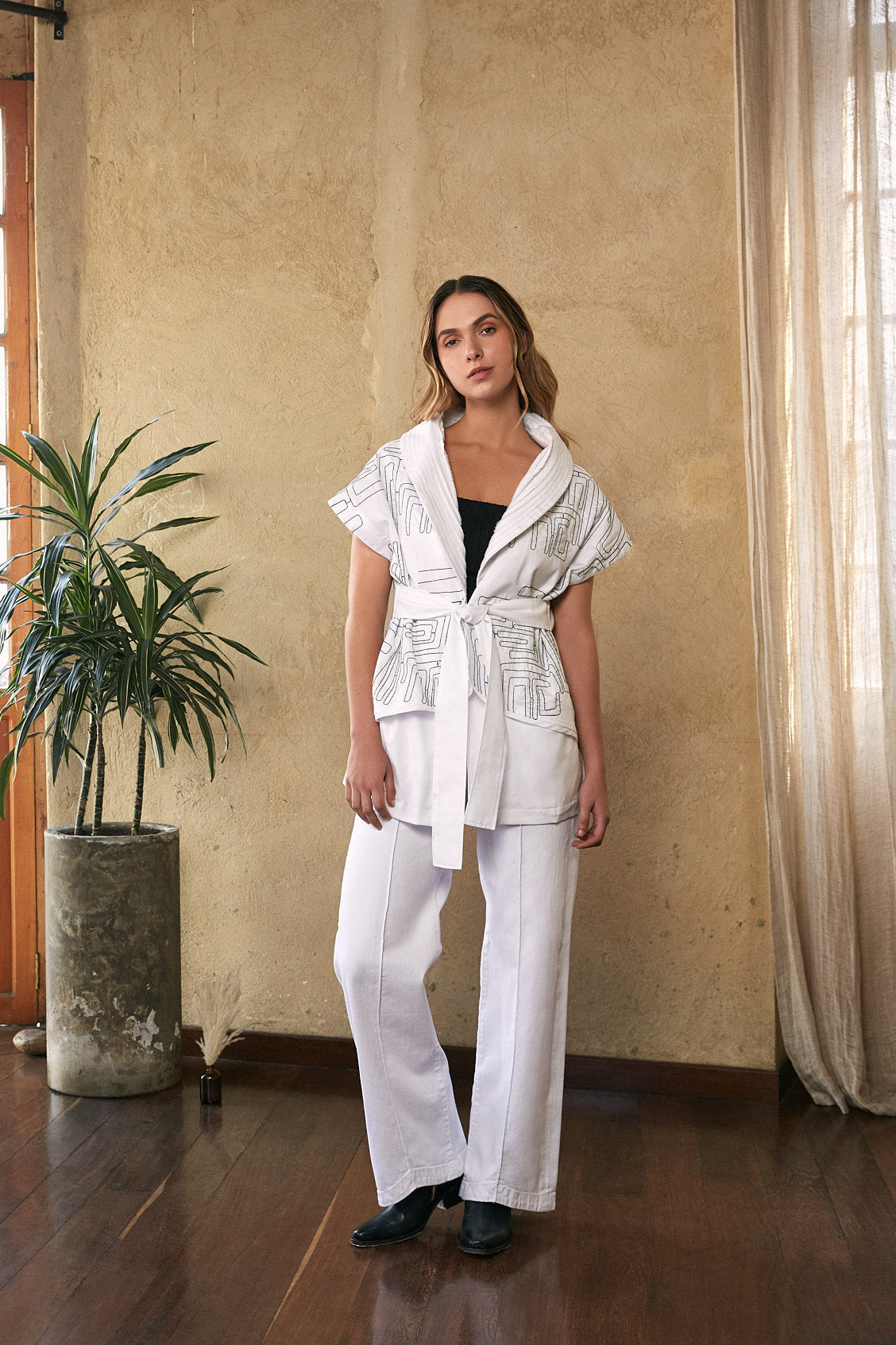 CHALECO WRAP TWILL / BORDADO