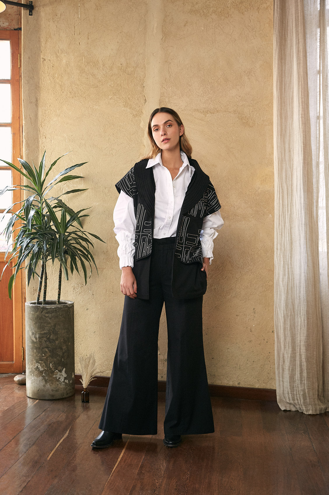 CHALECO WRAP TWILL / BORDADO